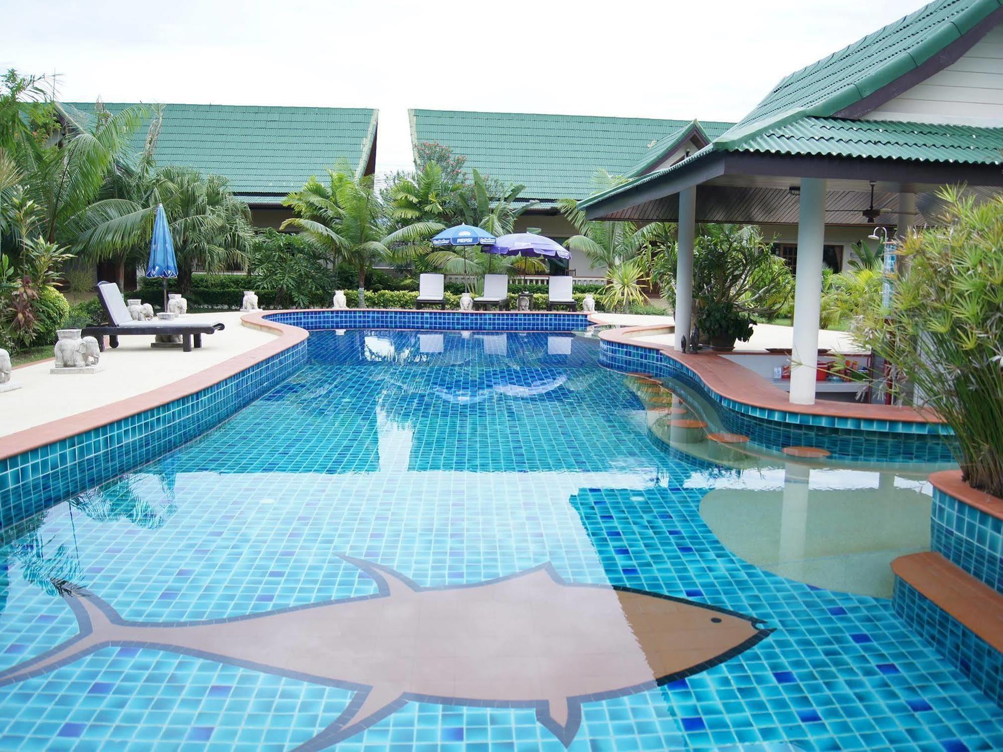 Tuna Resort Rawai Bagian luar foto